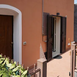https://la-casa-di-eli.catania-hotels.net