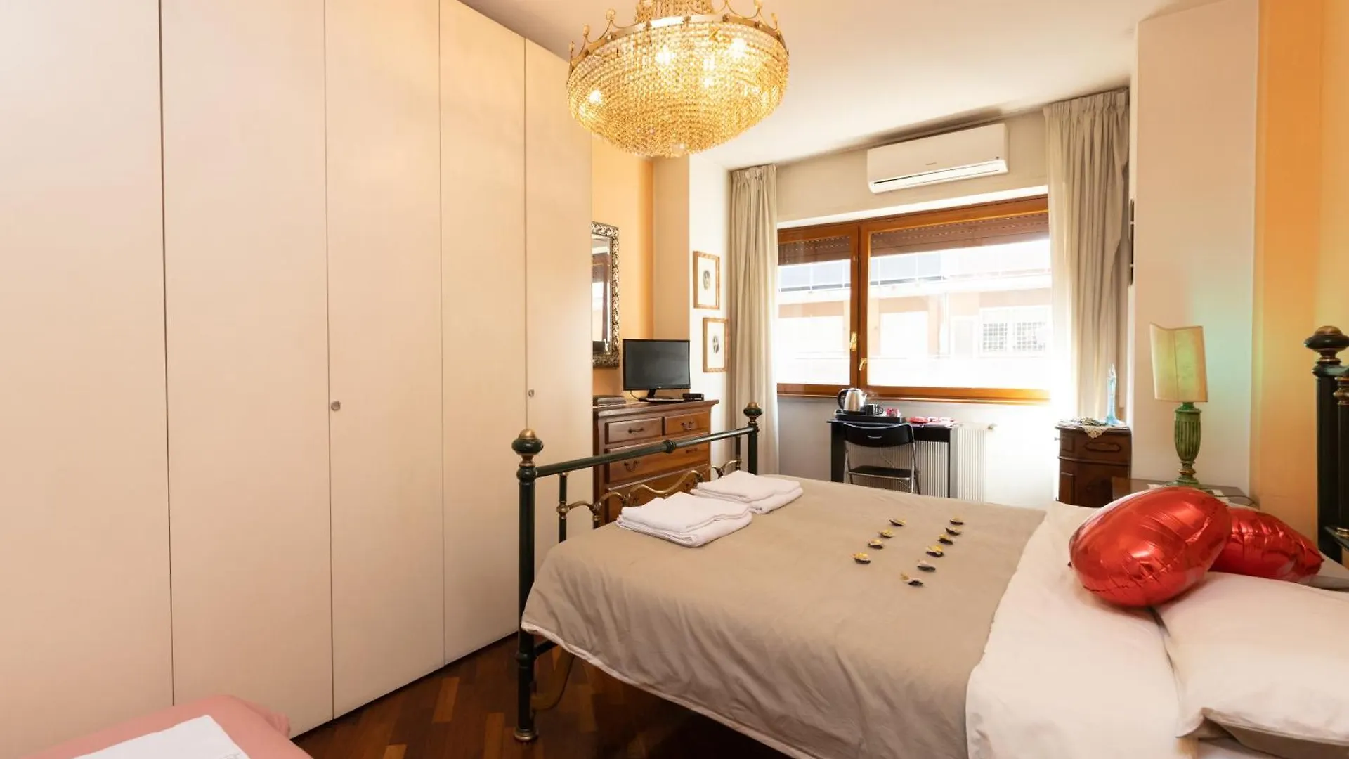 Apartamento Rachele'S Charming House In The Heart Of Roma 0*,