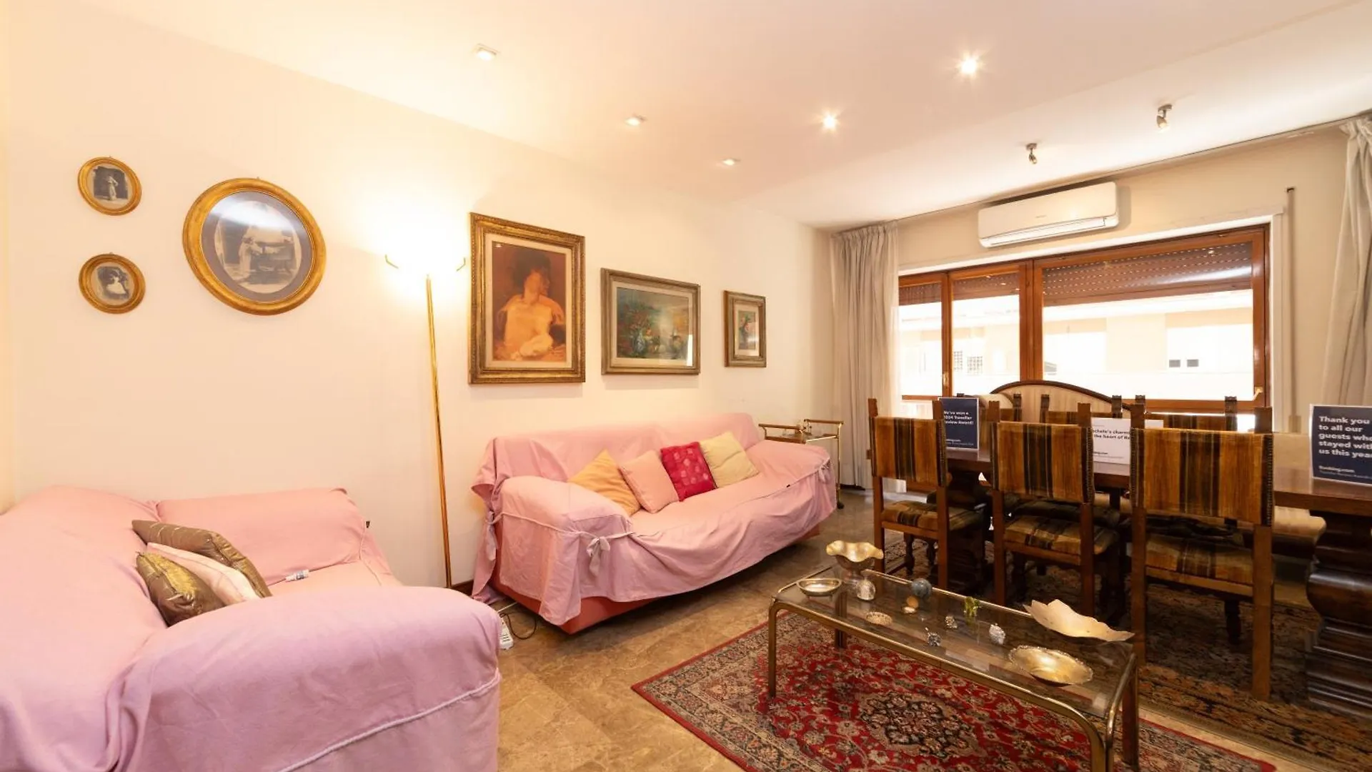 Apartamento Rachele'S Charming House In The Heart Of Roma Habitación en casa particular