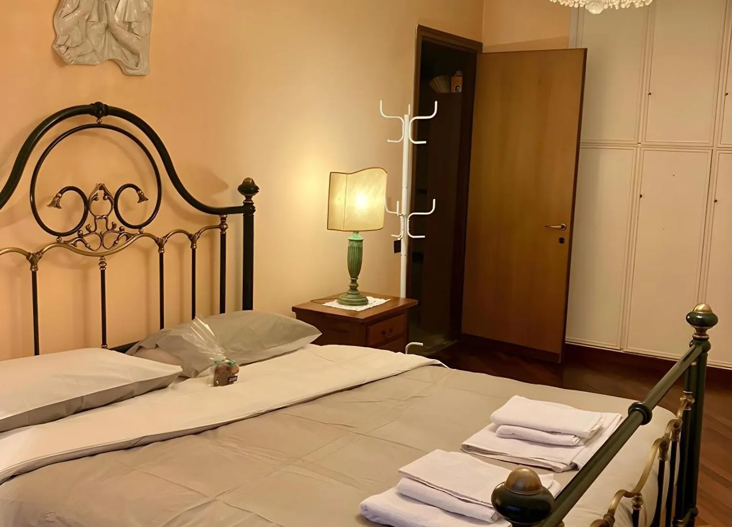 Apartamento Rachele'S Charming House In The Heart Of Roma Habitación en casa particular